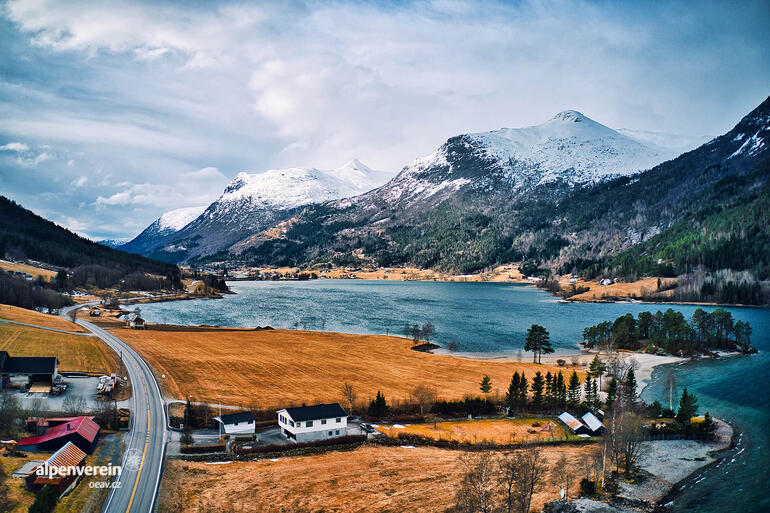 Alpenverein OEAV.CZ Montura