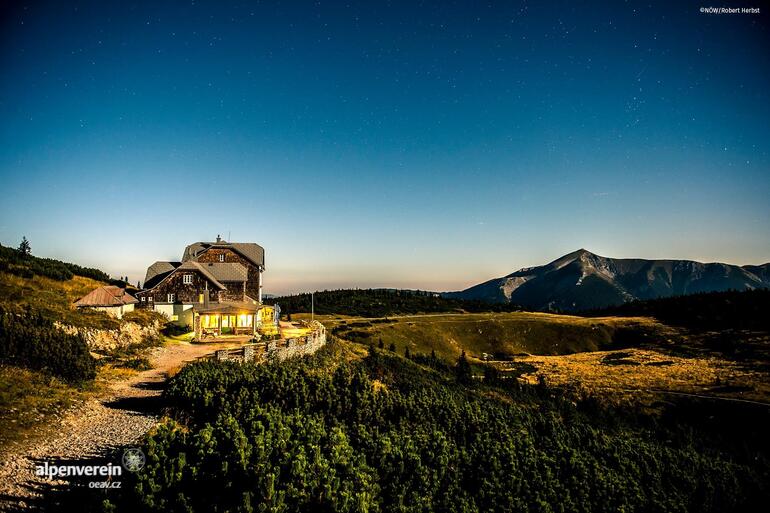 Alpenverein OEAV.CZ Horksé chaty na Raxu Ottohaus