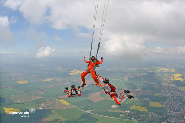Alpenverein OEAV.CZ Jump Tandem Alpenverein OEAV.CZ Jump Tandem