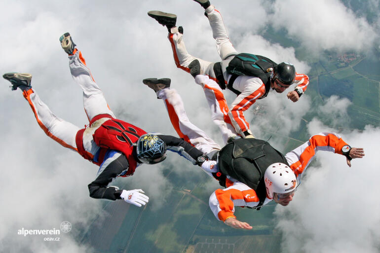 Alpenverein OEAV.CZ Jump Tandem Alpenverein OEAV.CZ Jump Tandem